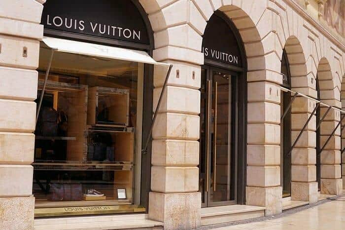 Louis Vuitton ประวัติ, Louis Vuitton กระเป๋า